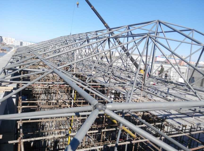 铁岭商贸城屋顶网架工程
