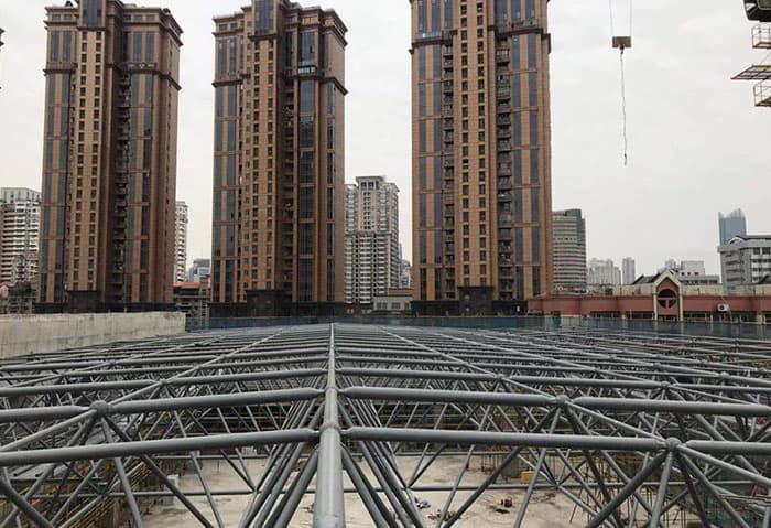 铁岭螺栓球网架结构